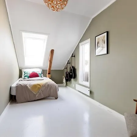 Large Loft - Private Rooftop Terrace - Old Town Διαμέρισμα *